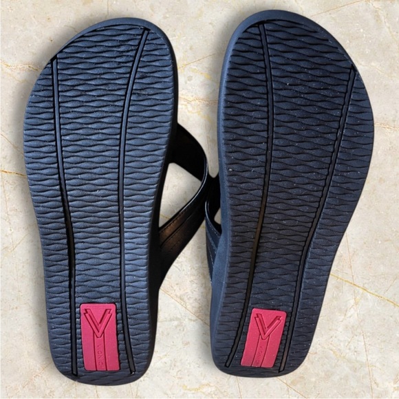 M10 Vionic Tide II Post Toe Sandal Black Mens 10 EUC main image 5